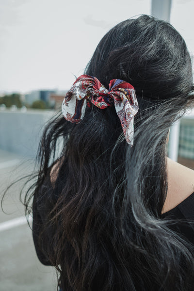 Soft kisses scrunchie